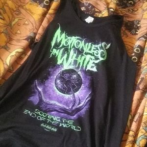 Motionless in white tank top